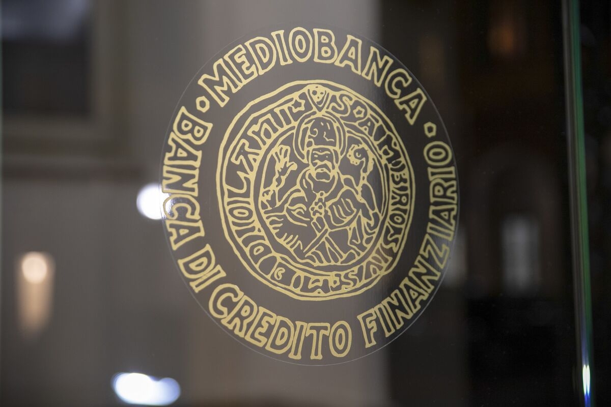 Mediobanca Offers to Buy Banca Generali in €6.3 Billion Deal