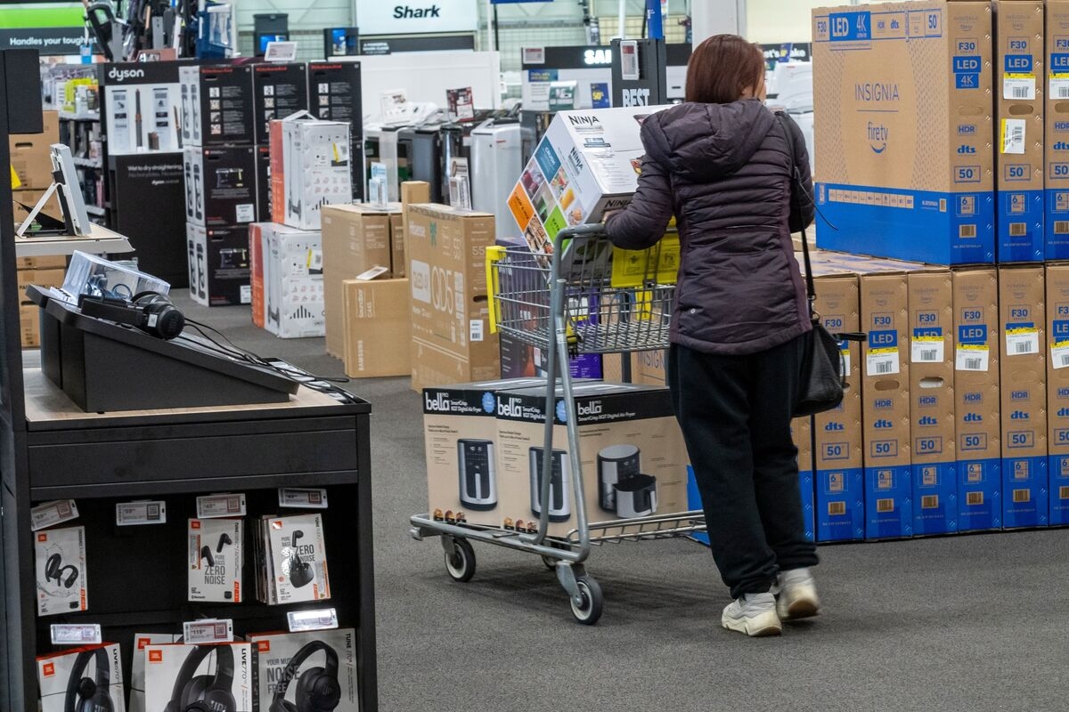 Trump Tariffs Are Already Wreaking Havoc on Holiday Shopping