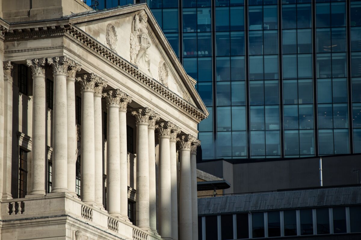 BOE Weighs Looser Ring Fence as Banks Lobby to Remove Rules