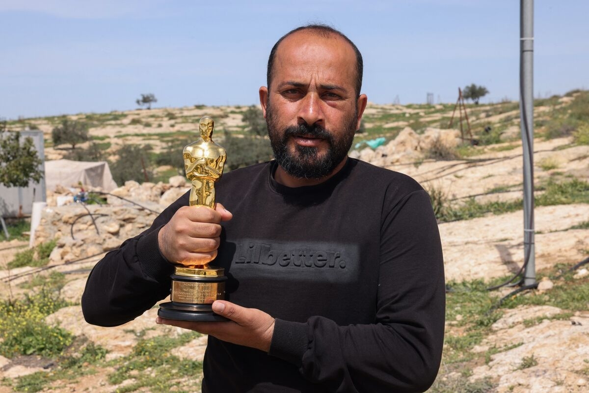 Academy Apologises to Oscar-Winning Director Hamdan Ballal
