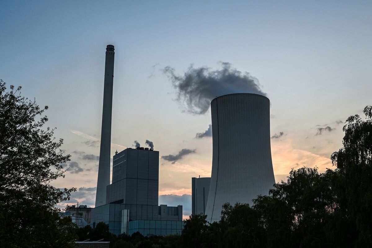 German Coal Operator Sues Regulator Over Plants' Standby Status