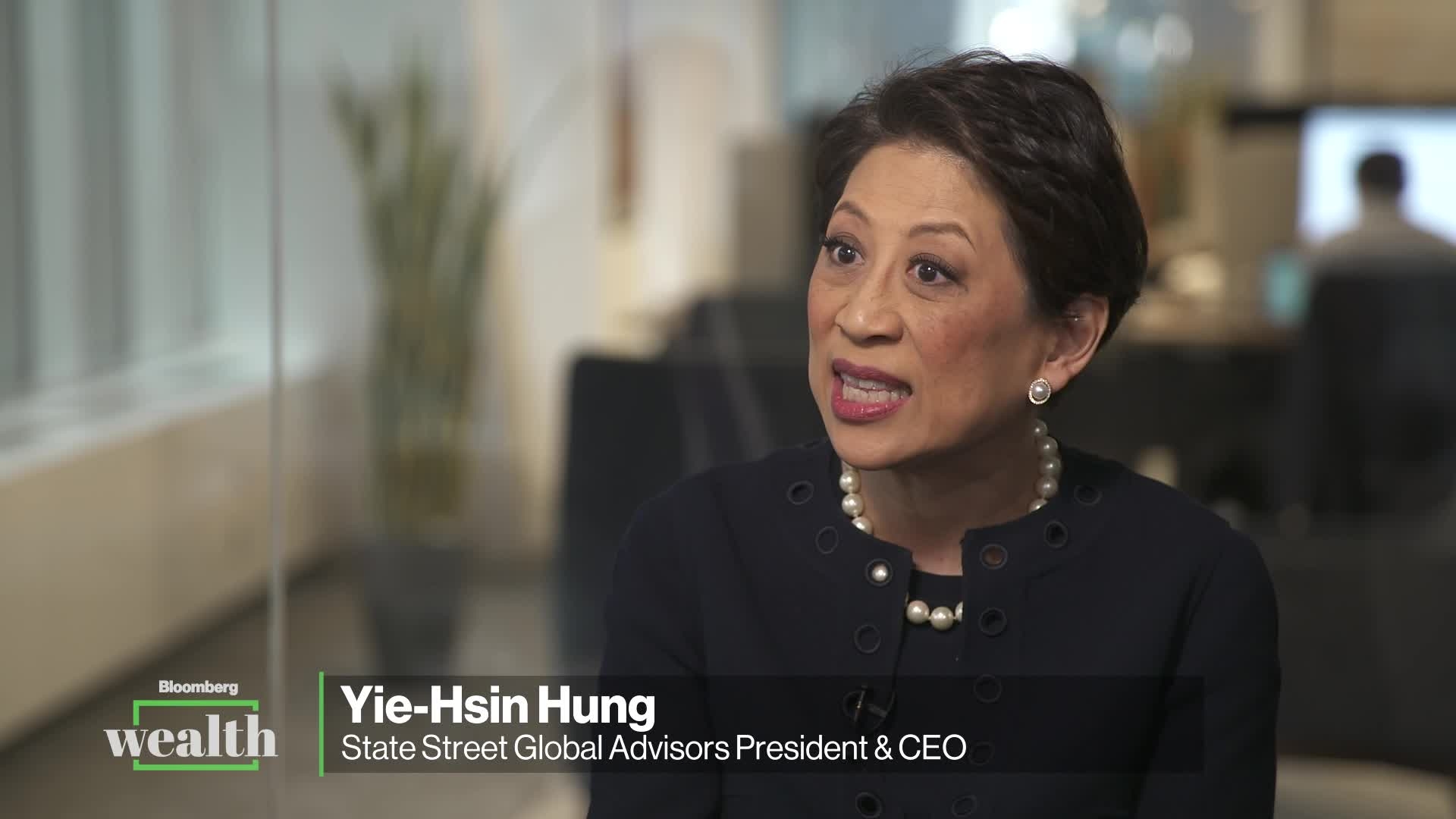 SSGA's Hung on Fed Rate Cuts, Dollar Weakness