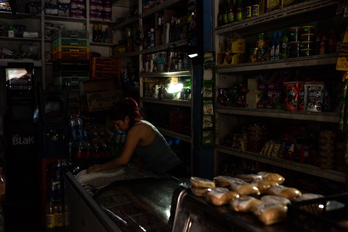 Chile Economic Activity Drops in Month Following Huge Blackout