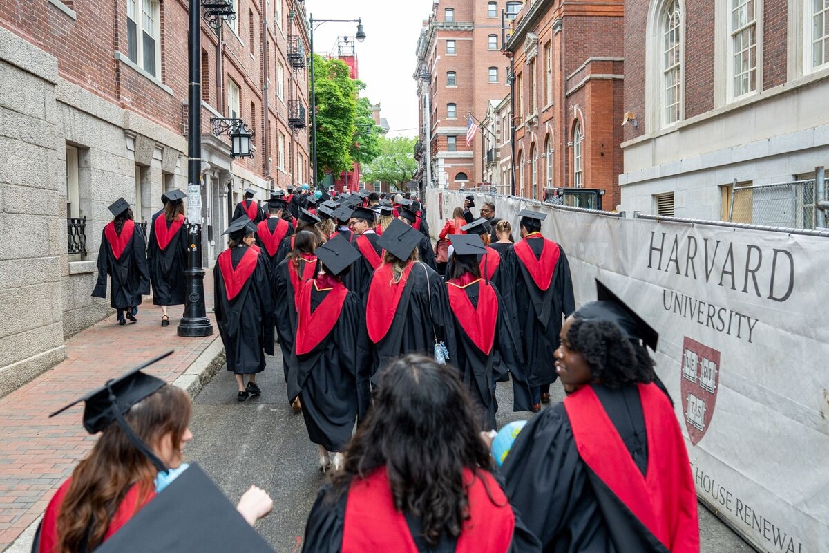 Harvard Reprieve From Foreign Student Ban Extended by Judge