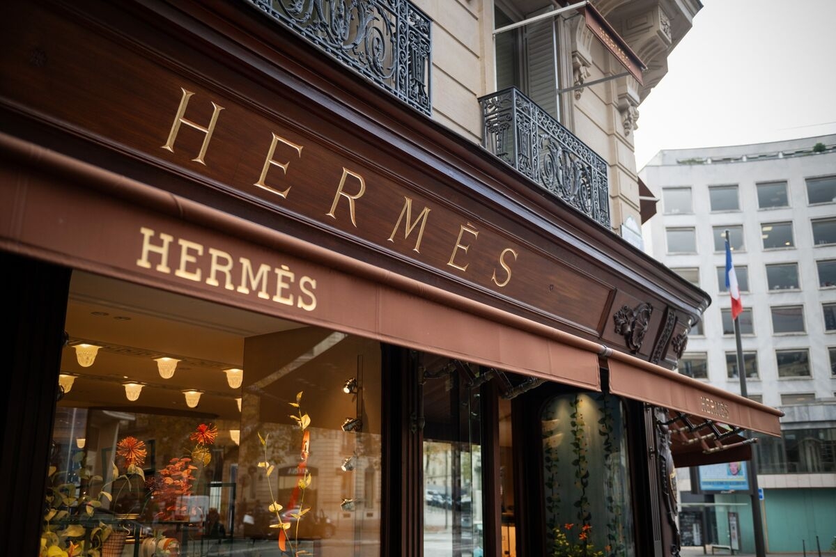Hermès Market Value Surpasses LVMH, Which Once Tried to Buy It