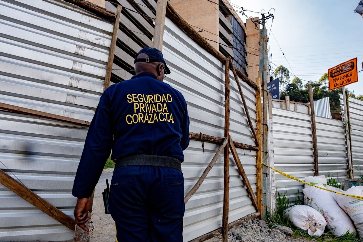 Colombia Firms Warn of Layoffs and Rising Costs From Petro's Labor Overhaul
