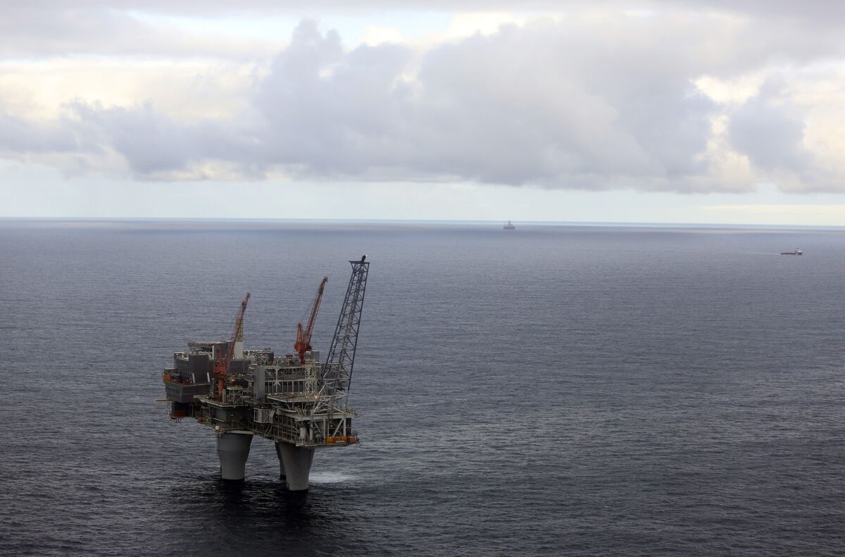 European Gas Rises Amid Supply Cuts at Norway's Troll Field