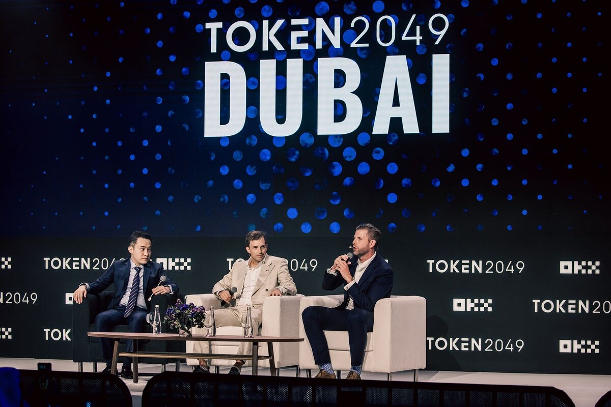 Eric Trump Touts Crypto Stablecoin in Dubai's Power Lounges