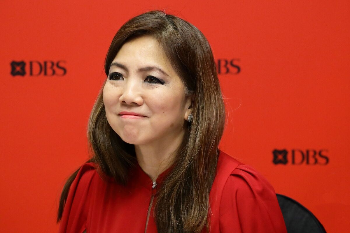 DBS' First Female CEO Faces Headwinds, Sees AI as Game Changer