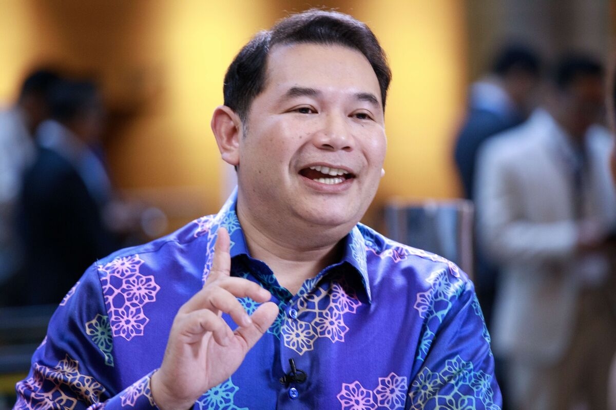 Malaysia's Rafizi to Face Off Anwar's Daughter in Party Polls