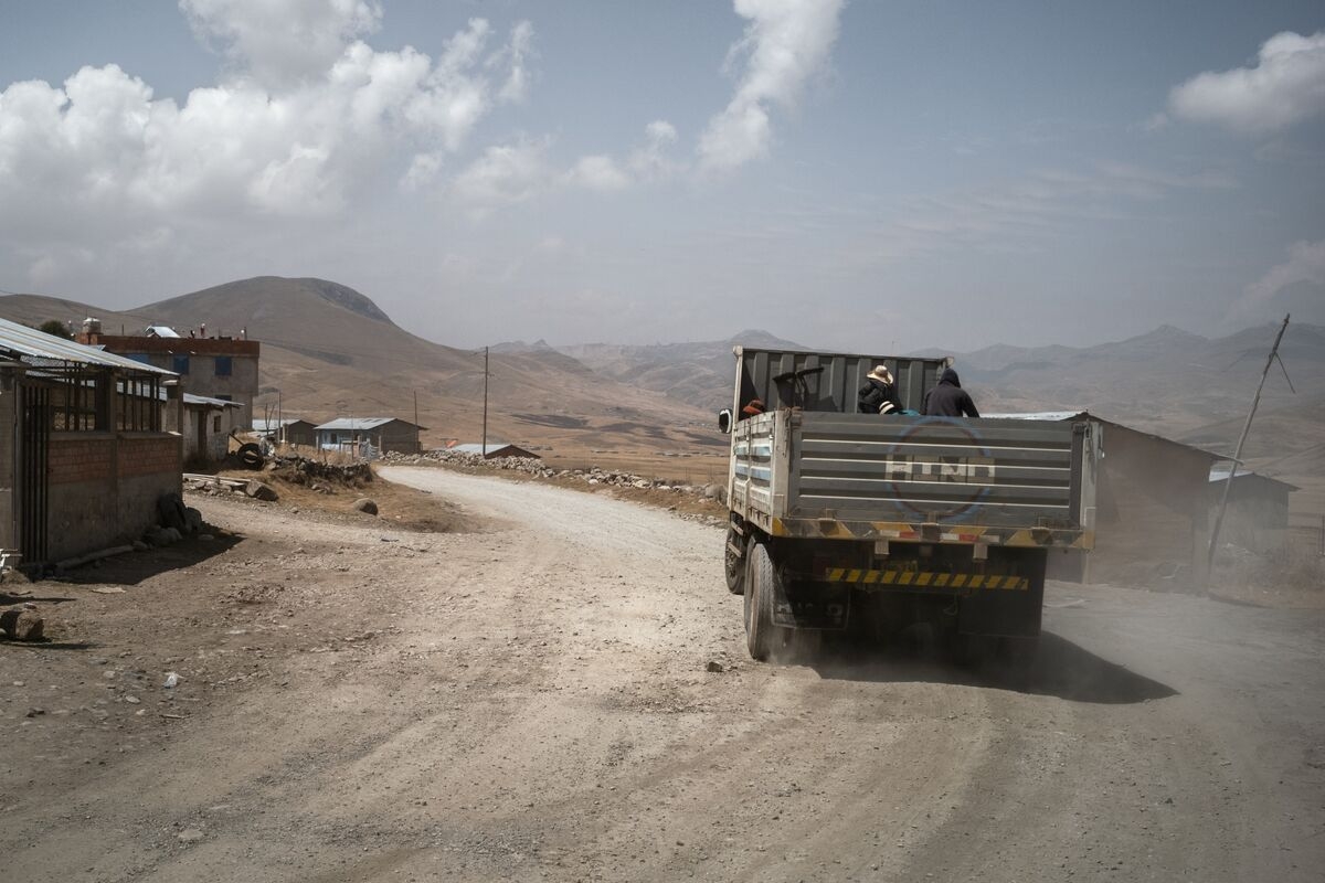 Peru Says Large-Scale Informal Copper Mining Exists And Could Grow