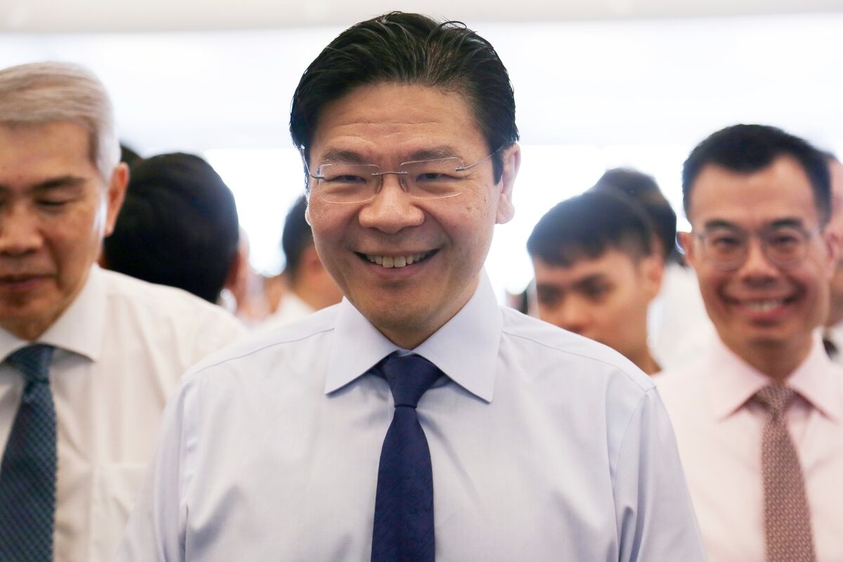 Singapore Prioritizes Jobs Amid Fragmenting World, Rise of AI