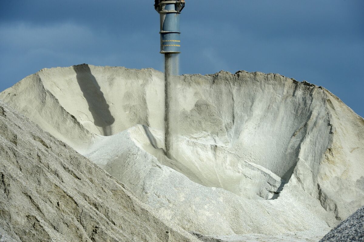 Algeria Plans to Allow Foreign Firms to Mine for Critical Metals