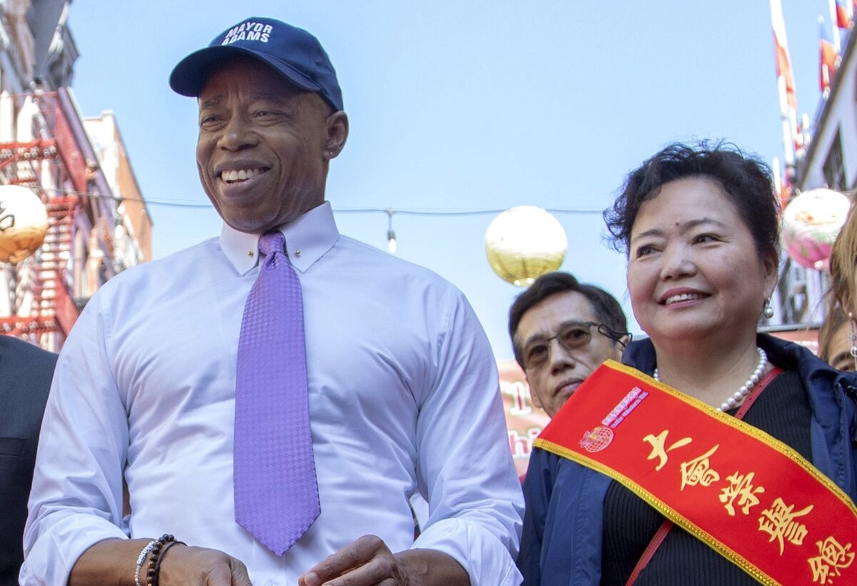 Bag of Potato Chips Stuffed With $300 Hits NYC Mayor's Reelection Bid