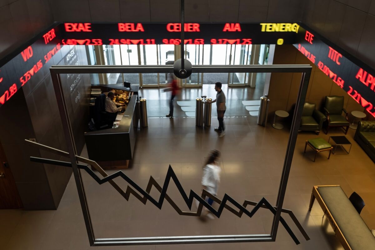Euronext Offers to Buy Athens Exchange for €425.9 Million