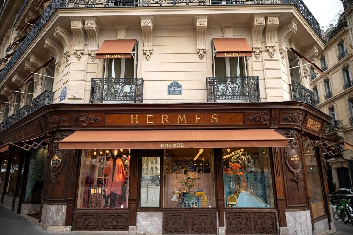 Hermes in ‘League of Their Own' as Family Gets $5 Billion Payout