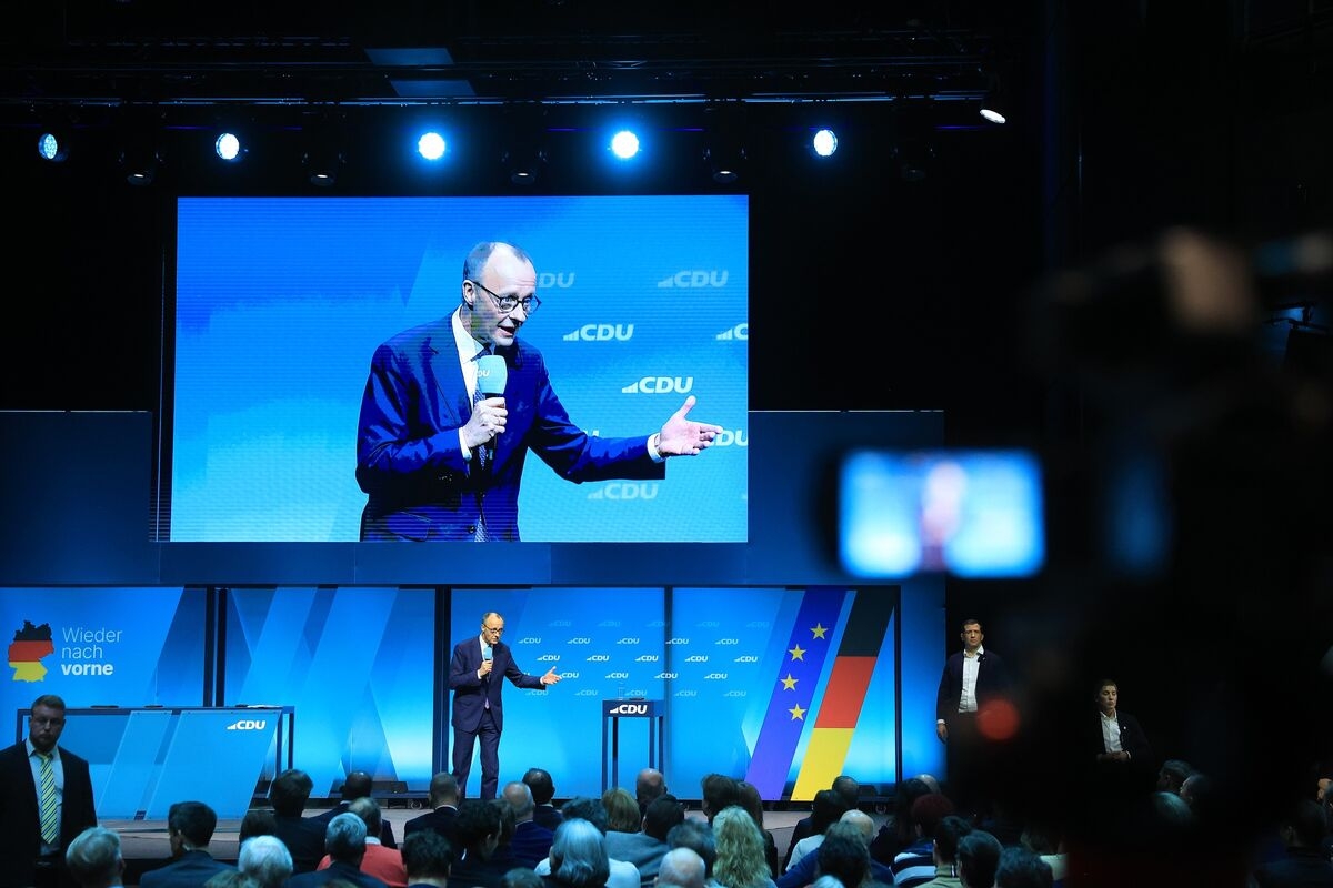 Merz Rules Out Tax Increases If Conservatives Win Sunday's Vote
