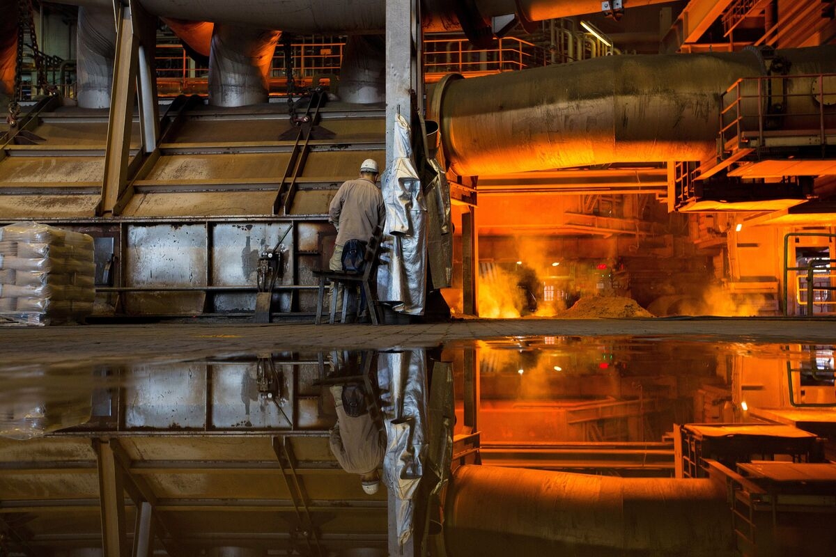 Germany's Industrial Production and Exports Declined in April