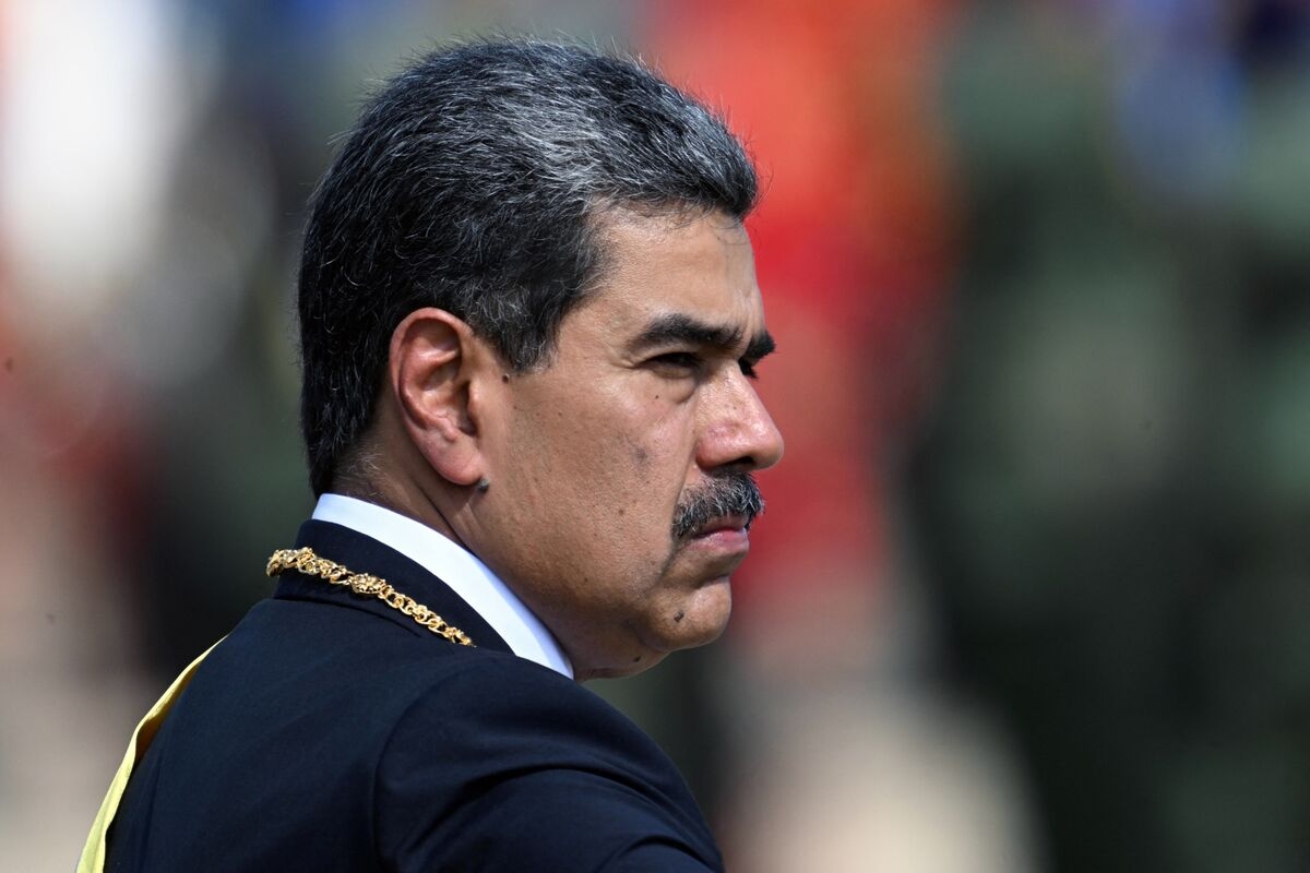 Venezuela's Maduro Set to Sweep Vote, Cementing One-Party Rule