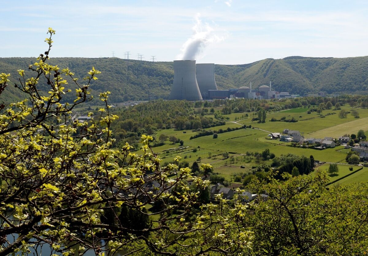 EDF to Cut Nuclear Output in Northern France on Low River Levels