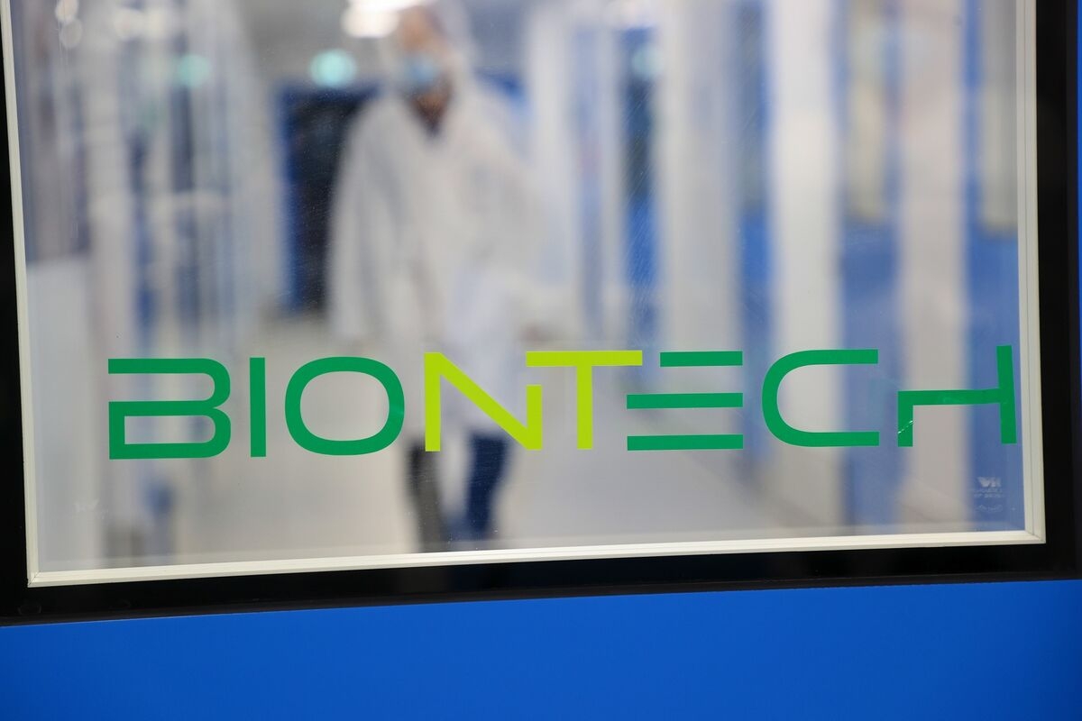 BioNTech to Buy CureVac for $1.25 Billion to Boost Cancer Arm