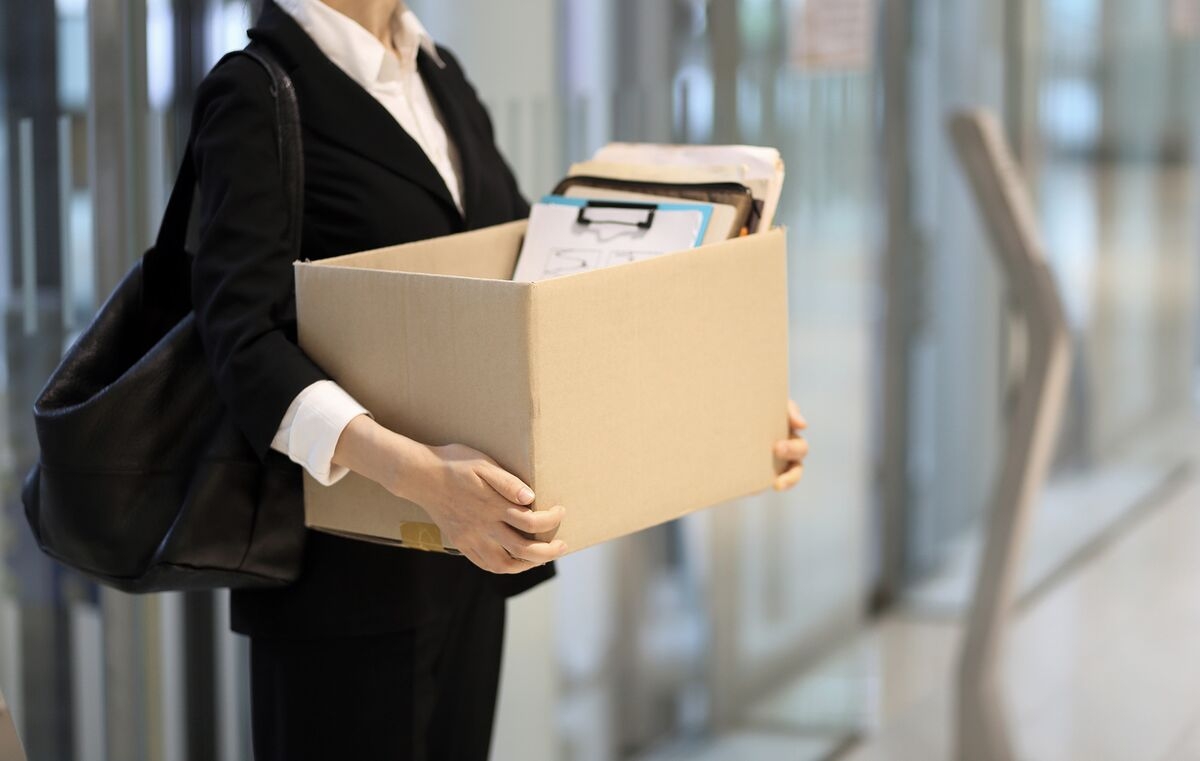 US Workers Cite Growing Layoff Fear in Philadelphia Fed Survey