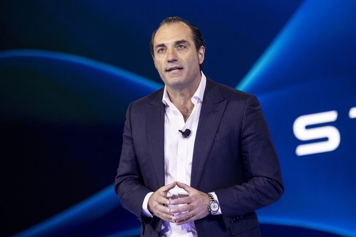 New CEOs Face an Uphill Battle When the Predecessor Is Ousted