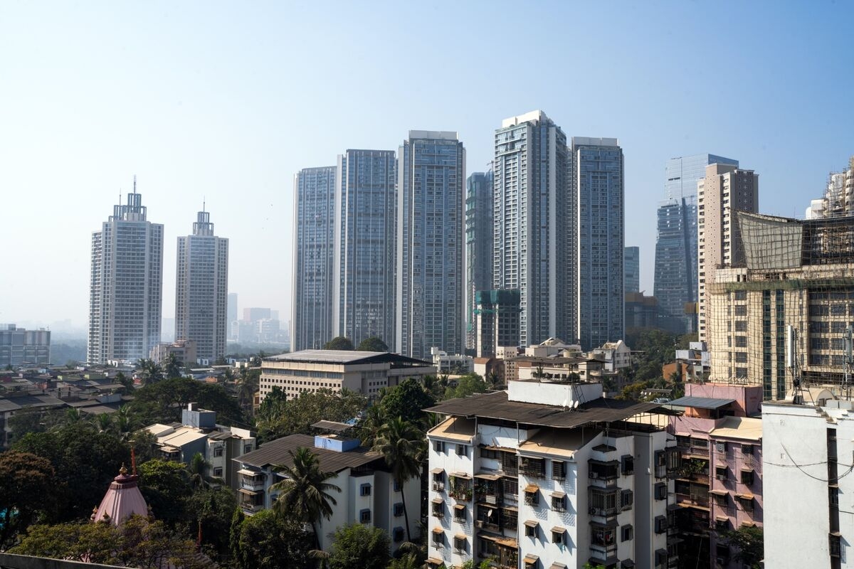 India's Shapoorji Nears Record $3.4 Billion Private Credit Deal