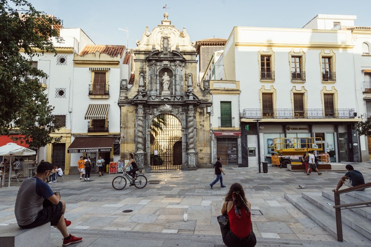 Argentina's Cordoba Province Sells $725 Million of Debt Abroad