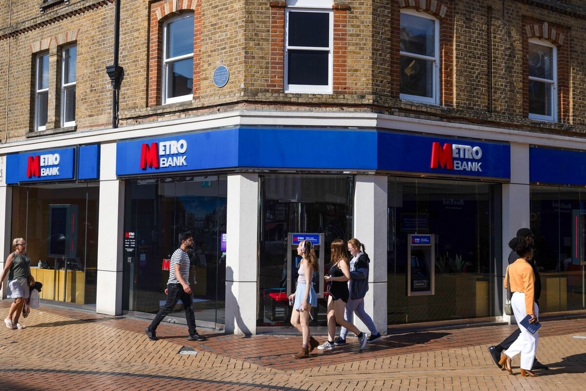 Untested Banks Find Demand for Risky AT1 Bonds