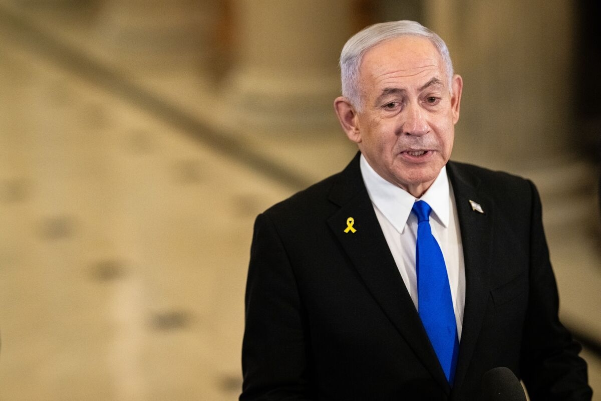 Netanyahu's Coalition Loses Majority on Feud Over Military Draft