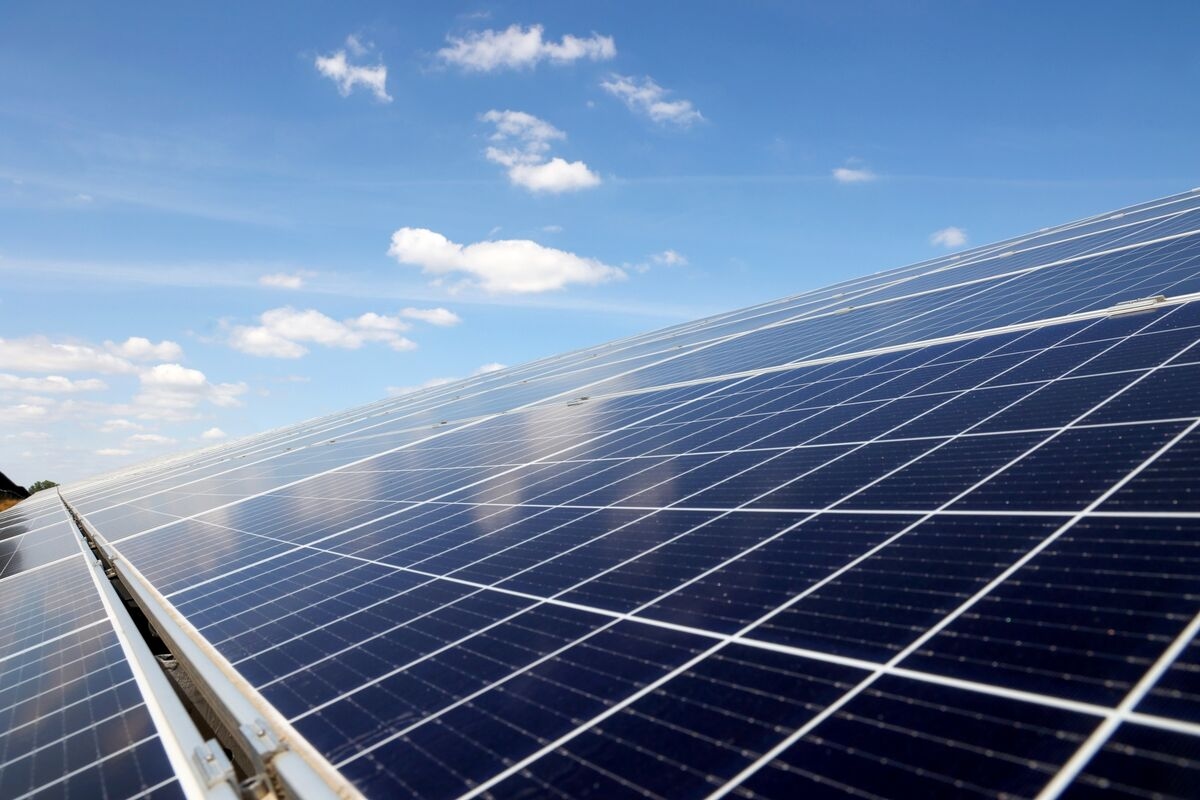 Azerbaijan Fund to Buy 49% of Enfinity's Solar Assets in Italy