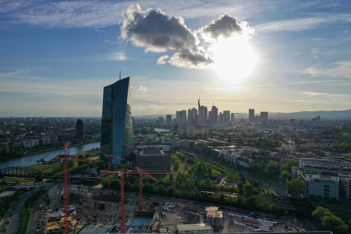 ECB Intensifies Scrutiny of Banks' Exposure to Private Markets