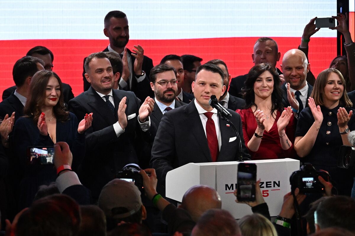 Polish Far-Right Kingmaker Sets Terms for Backing Candidates