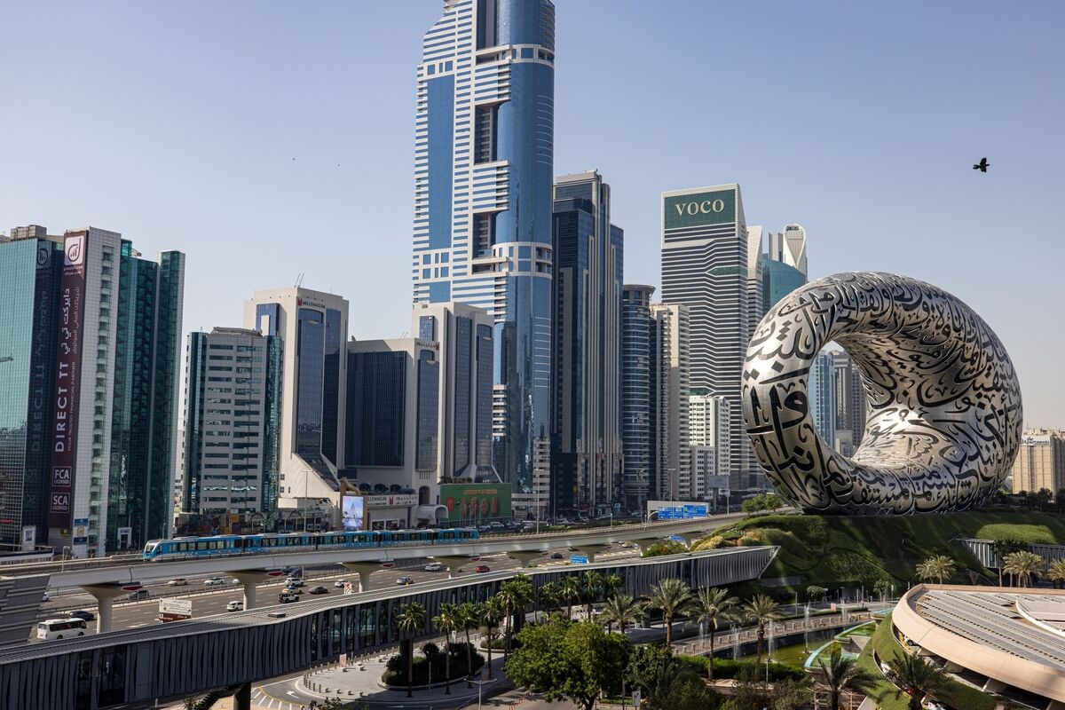 UAE to Pledge $1.4 Trillion US Investment After Trump Meeting
