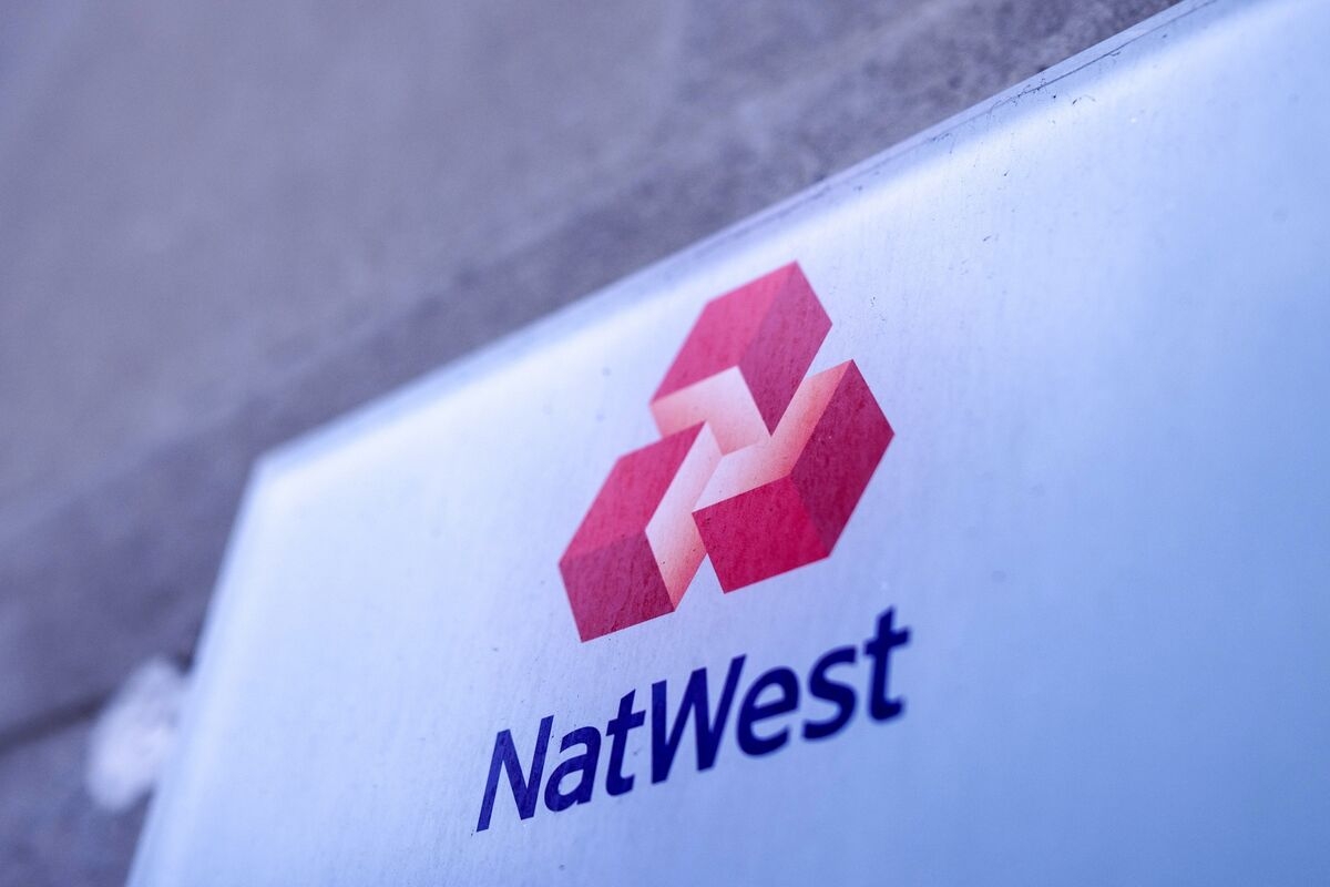 NatWest Shifts Wealth Operations From Switzerland to Cut Costs