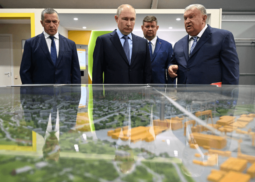 Russia Playing the "Long Game" to Protect Energy Exports