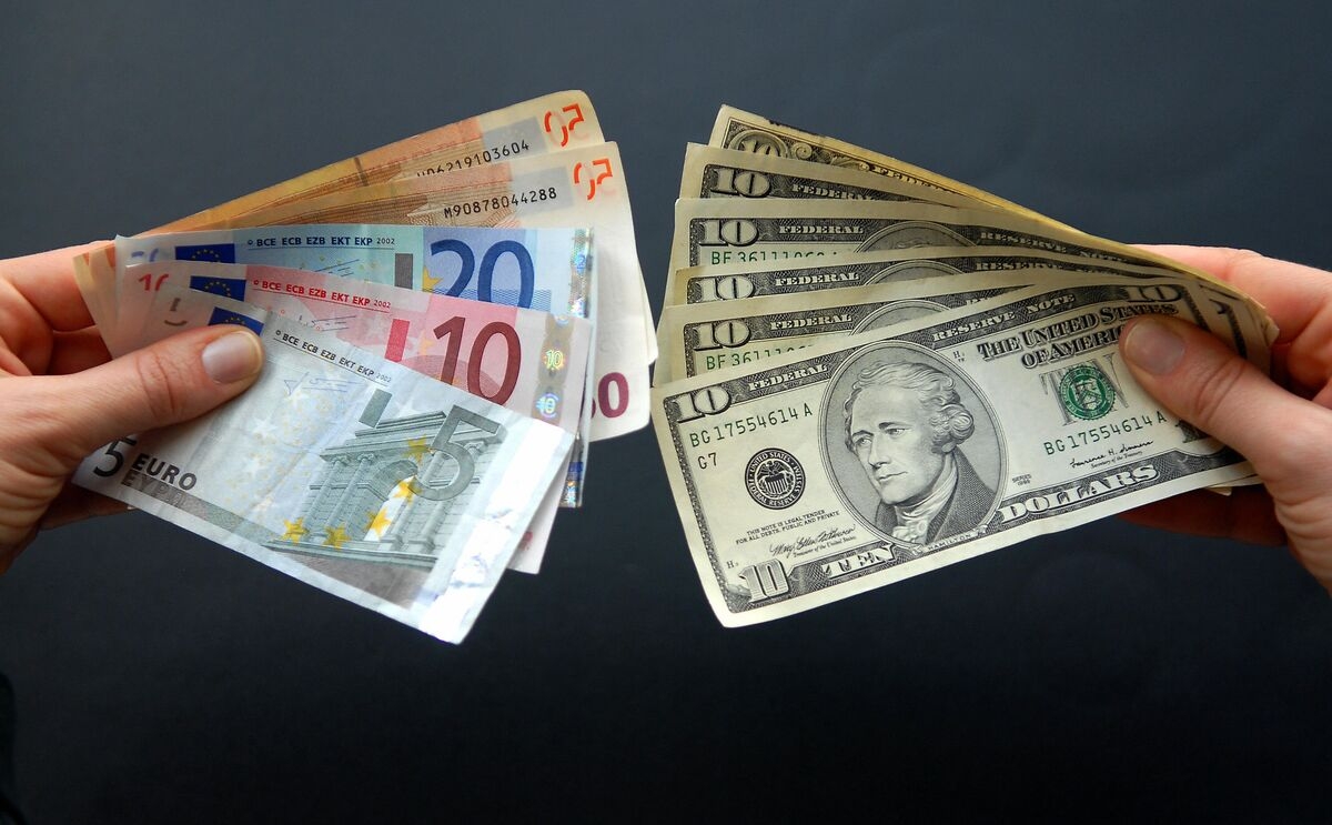Euro Elevation Doesn't Depend on the Dollar's Demise
