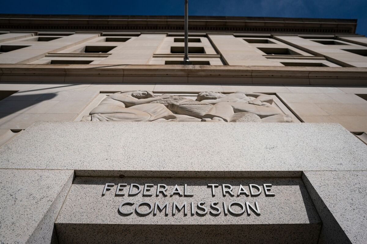 Trump Sets Up Another Test of Presidential Power With FTC Firings