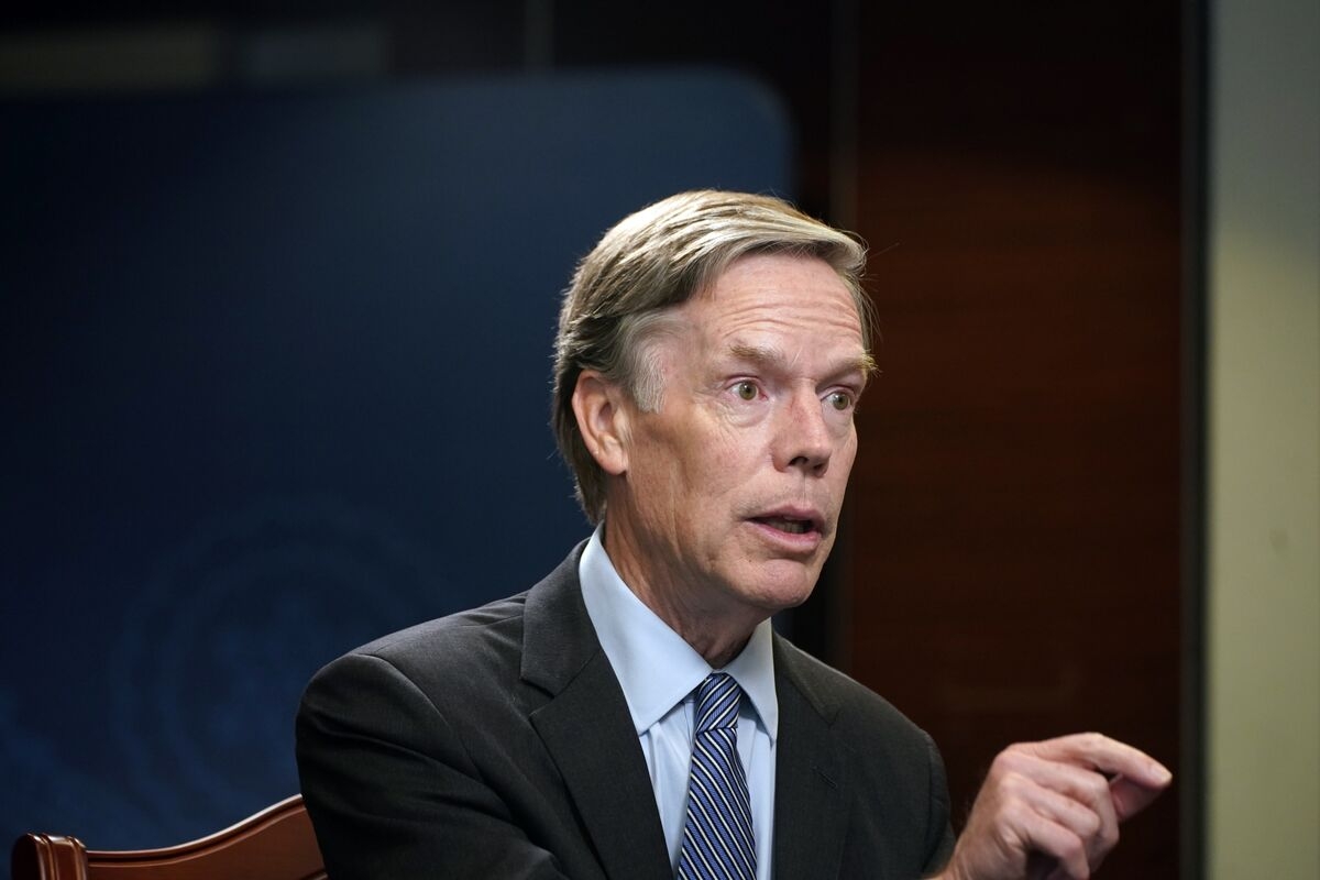 China Has ‘Price to Pay' on Fentanyl Issue, Former US Envoy Says