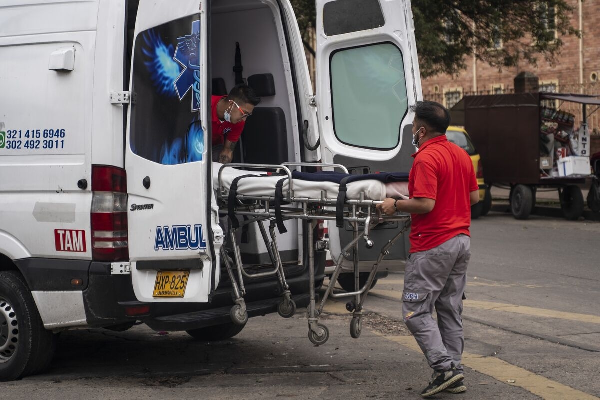 Colombia's Petro Decrees State Control of Health Care