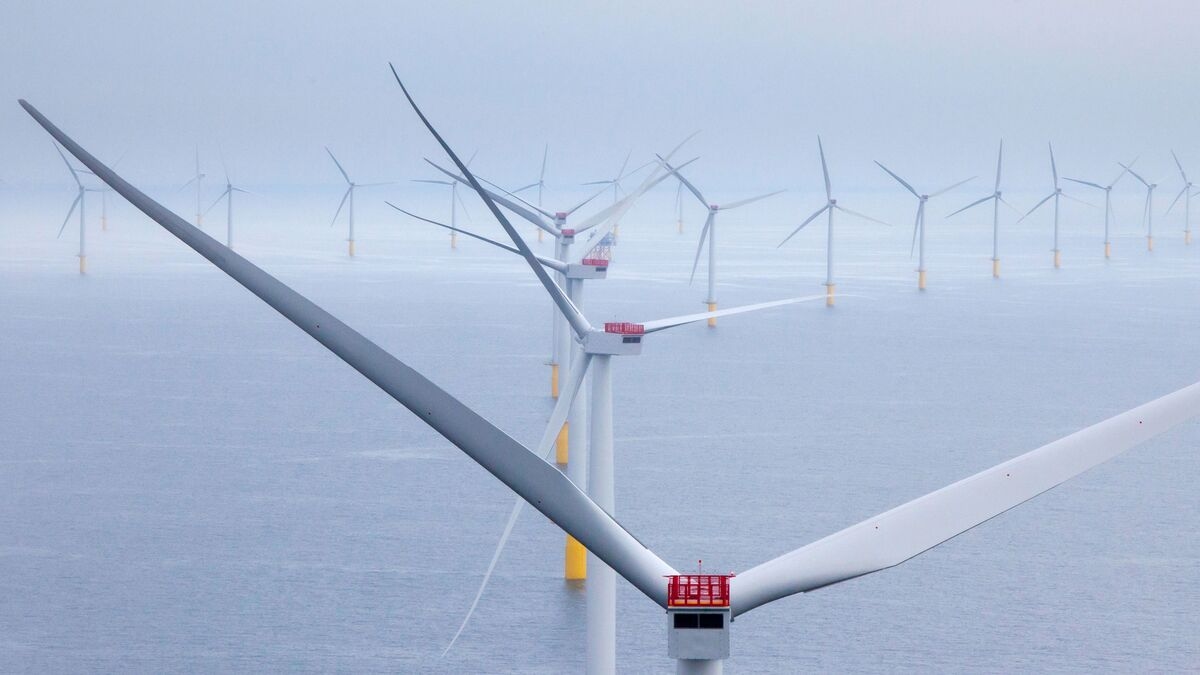 Orsted Shares Slump on Tougher Planned US Wind, Solar Tax Rules