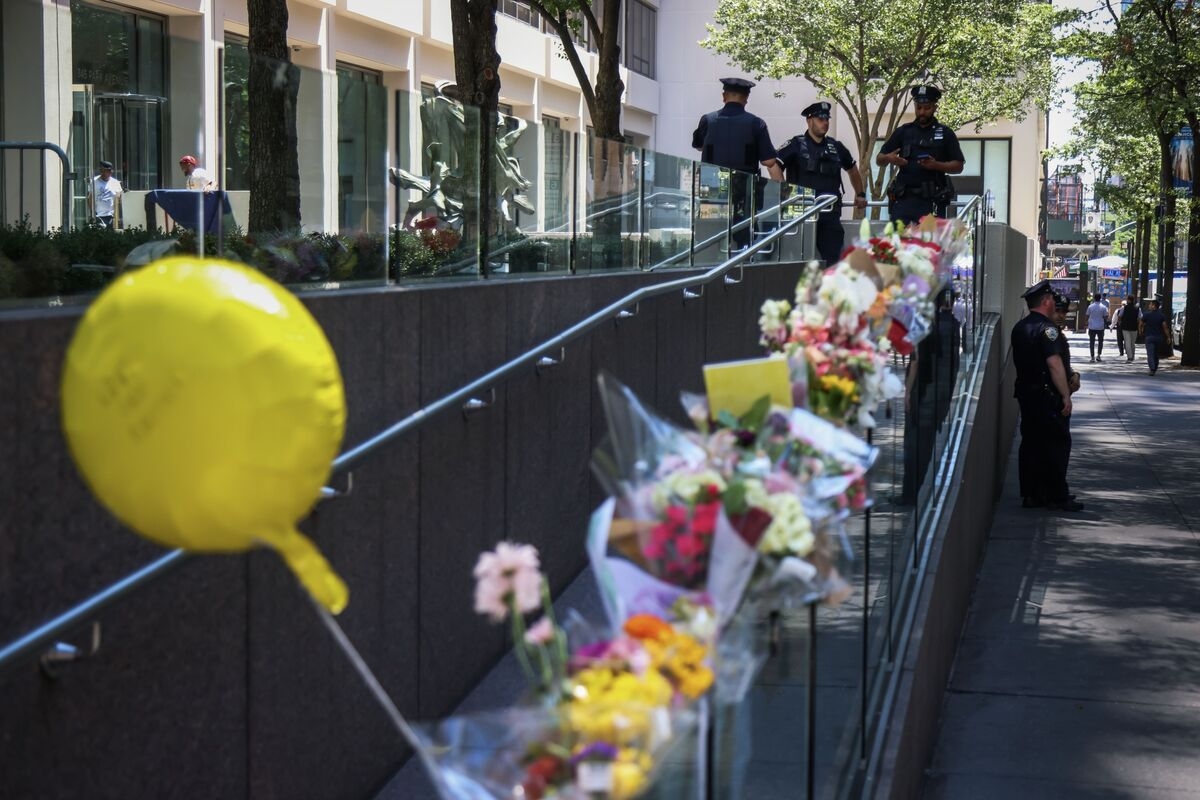 ‘God Help Me': 345 Park Ave. Cleaner Recalls Run-In With Gunman