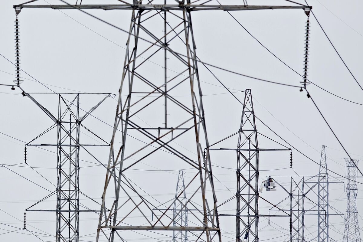 NRG Falls 16% For Worst Drop Since 2022 on Data-Center Let Down