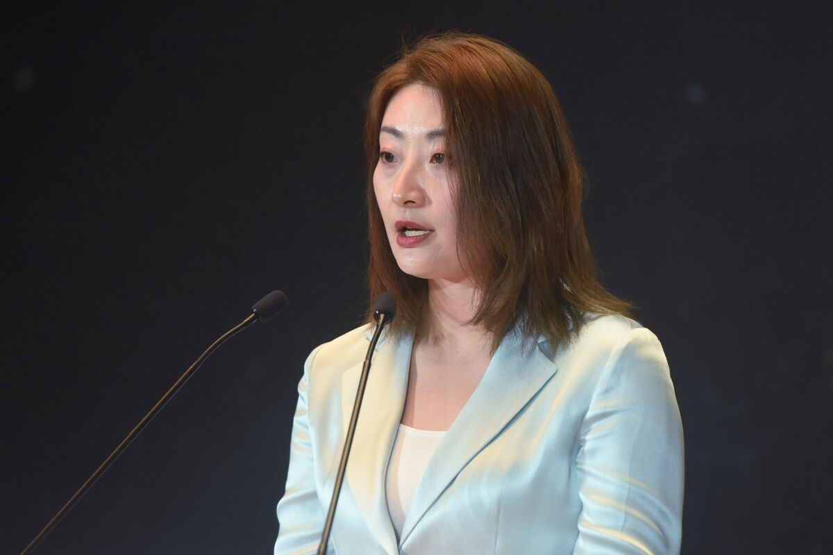Hong Kong Court Preserves $1.8 Billion in Wahaha Trust Case