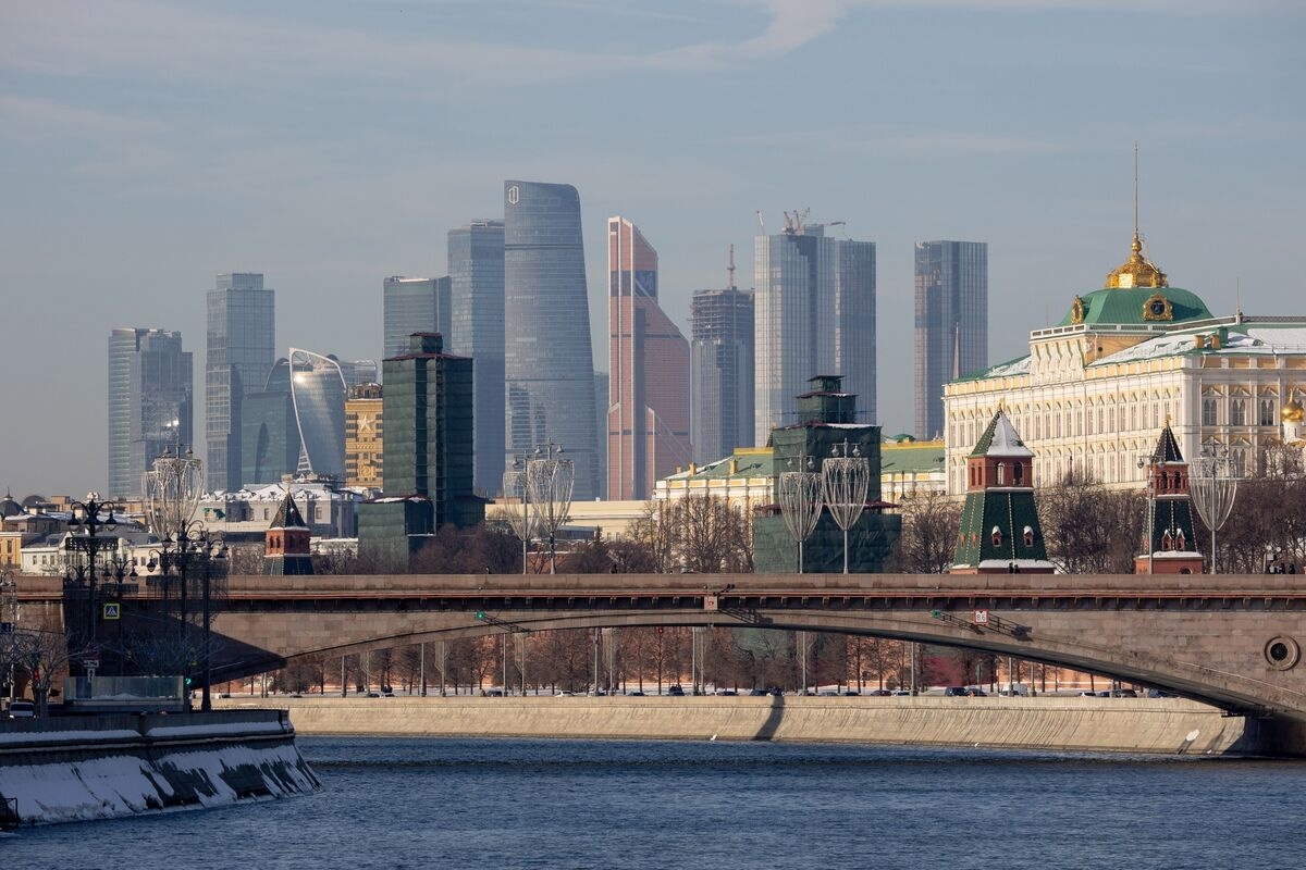 EU Prepares Sanctions on Third-Party Banks Supporting Russia