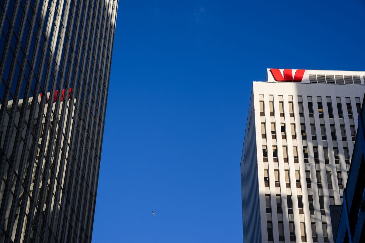 Westpac Profit Edges Higher on Loan Growth