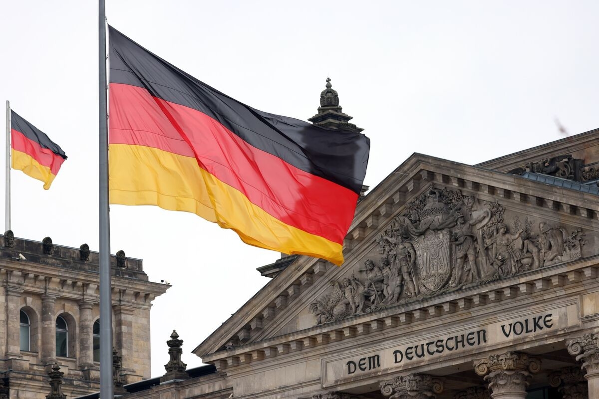 Five Bankers Must Stand Trial in German Tax Deals Case