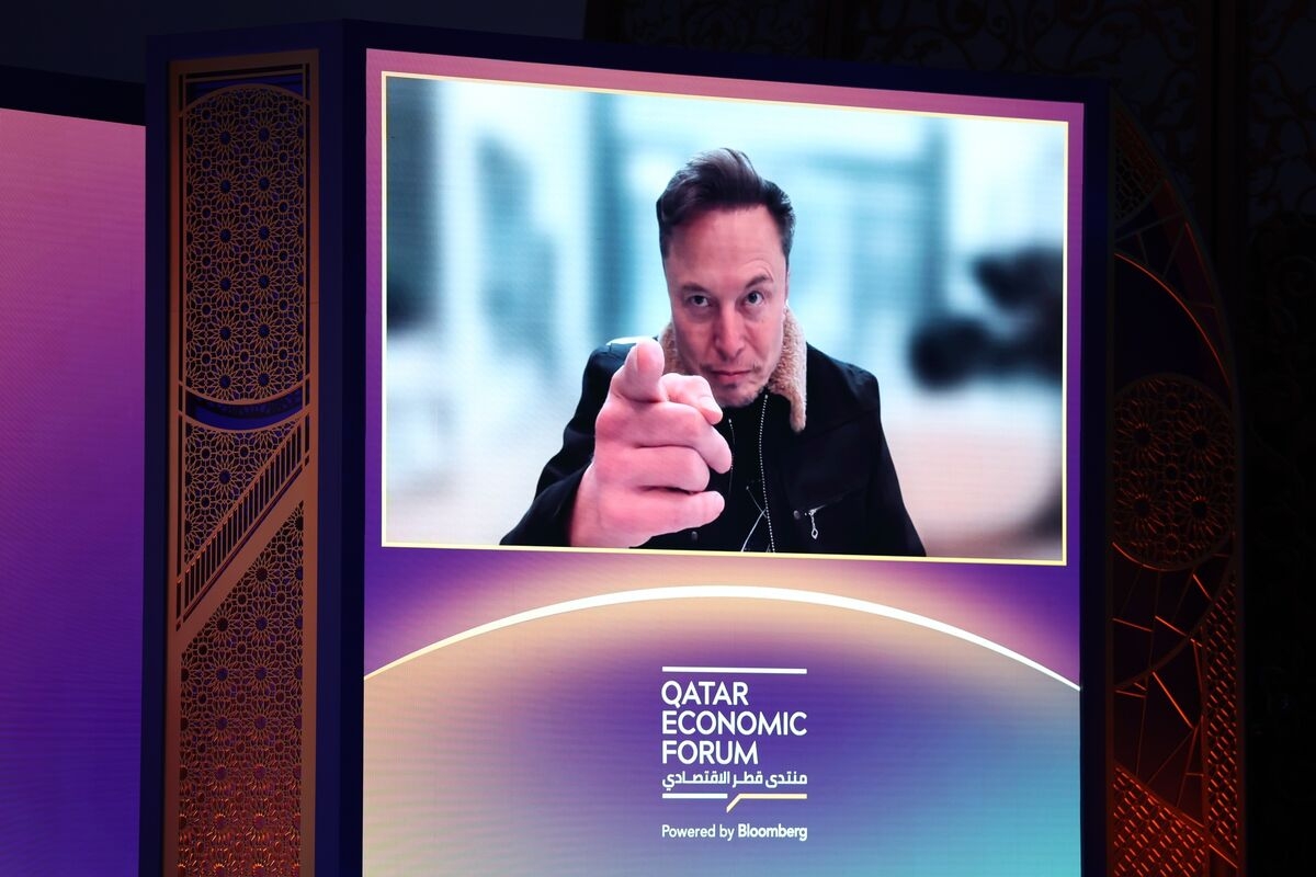 Musk's Political Backpedal Leaves X Searching for Relevance