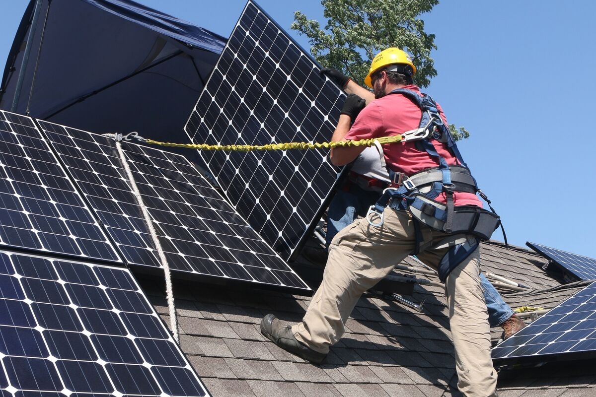 Solar's Hopes Dim as Post-Covid Boom Turns to Trump-Era Bust